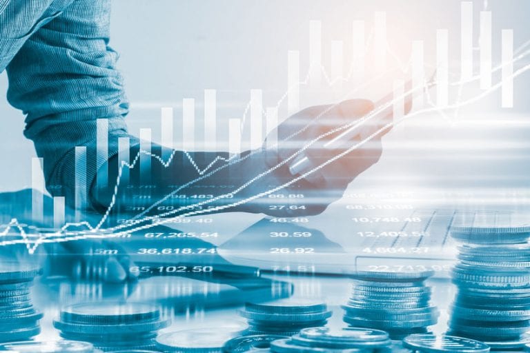 Warren-Buffet ‘The Sage of Omaha’ discusse what to buy now